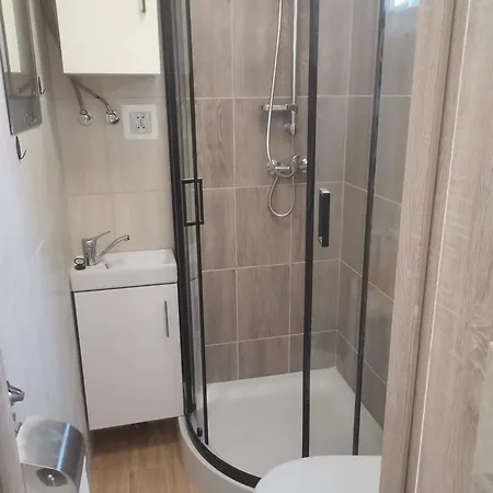 مكان تخييم Na Plazy